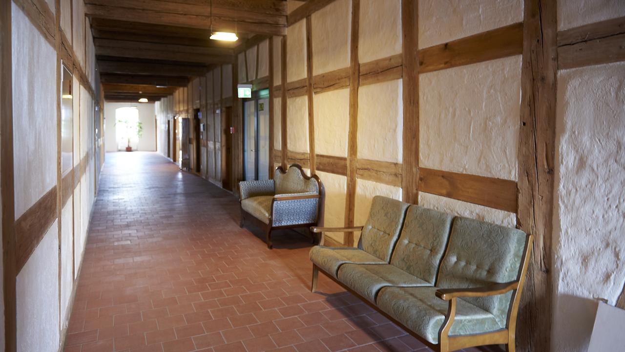 Klosterhotel Kreuz Mariastein Buitenkant foto