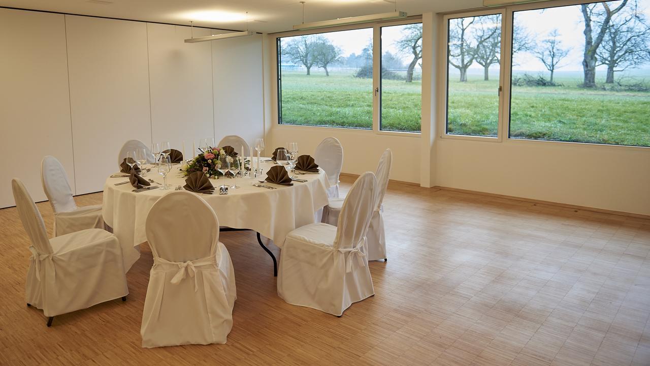 Klosterhotel Kreuz Mariastein Buitenkant foto