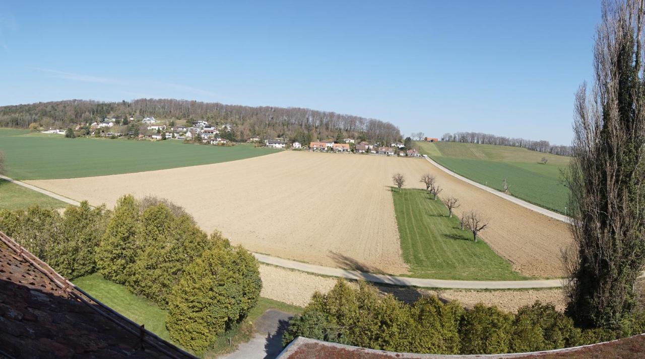Klosterhotel Kreuz Mariastein Buitenkant foto